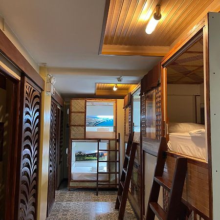 Balai Balai Capsule Hotel Cebu Exterior photo