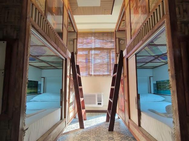 Balai Balai Capsule Hotel Cebu Exterior photo